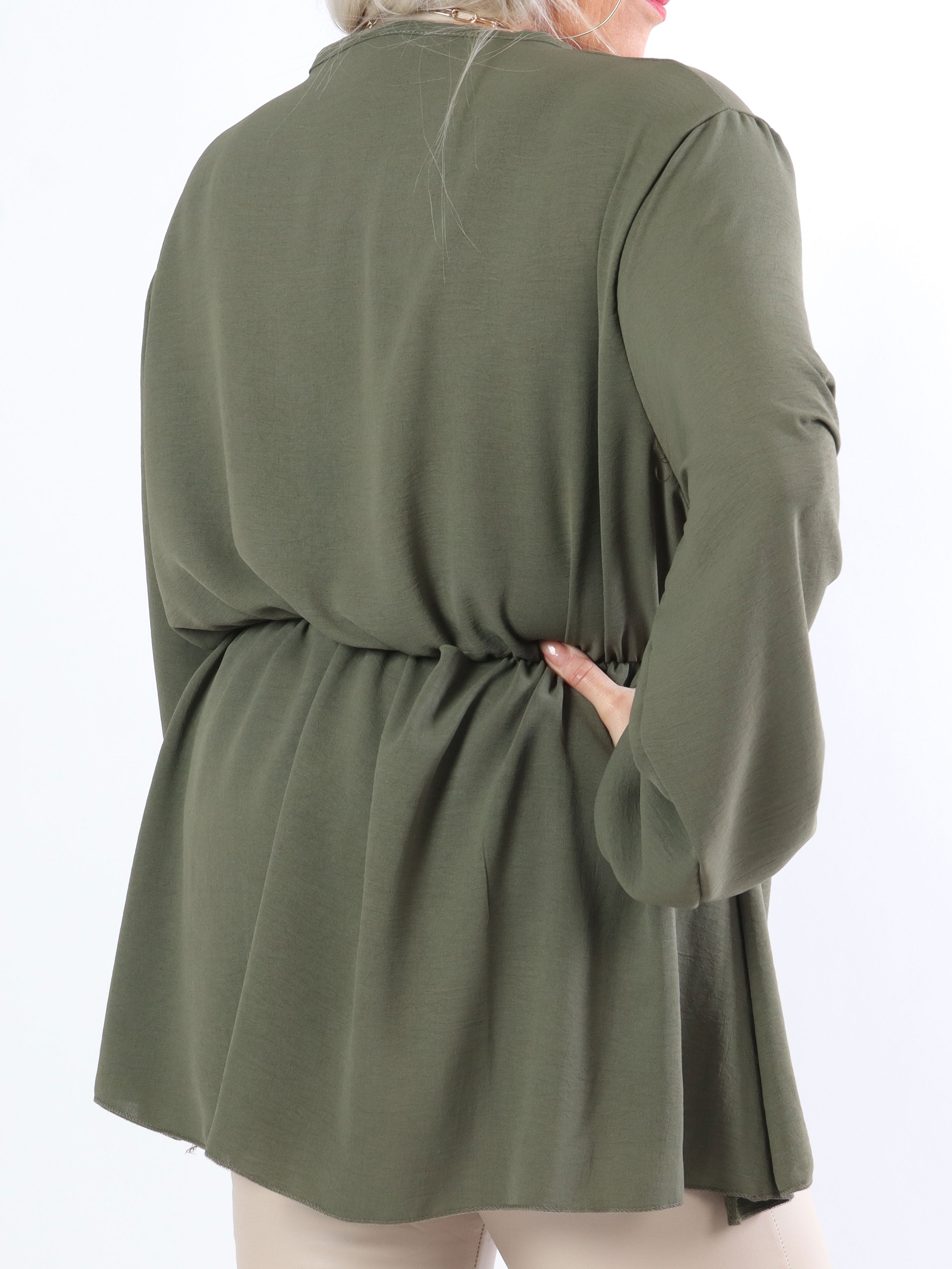 Hermina long sleeve - Söt plus size blus med gummiband i midjan